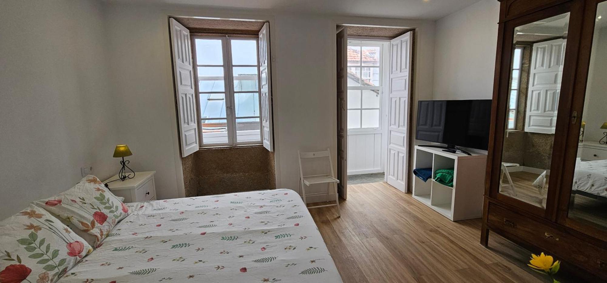 Apartamentos En El Centro - Plaza De Amboage - Wifi Φερόλ Εξωτερικό φωτογραφία